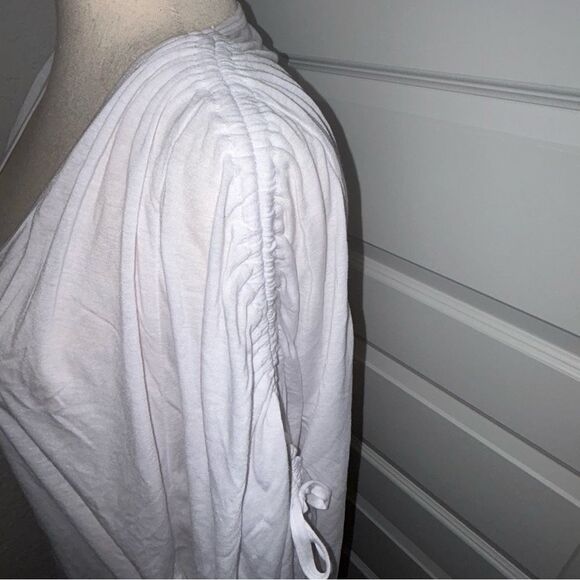 Elizabeth and James Boho Ruched Kimono Dolman Sleeve Blouse Shirt Top - Picture 2 of 10